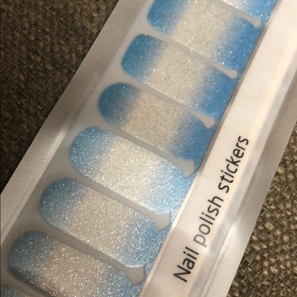 De’s Nails Other - LAST ONE! 4 for $15 sparkle nail stickers!